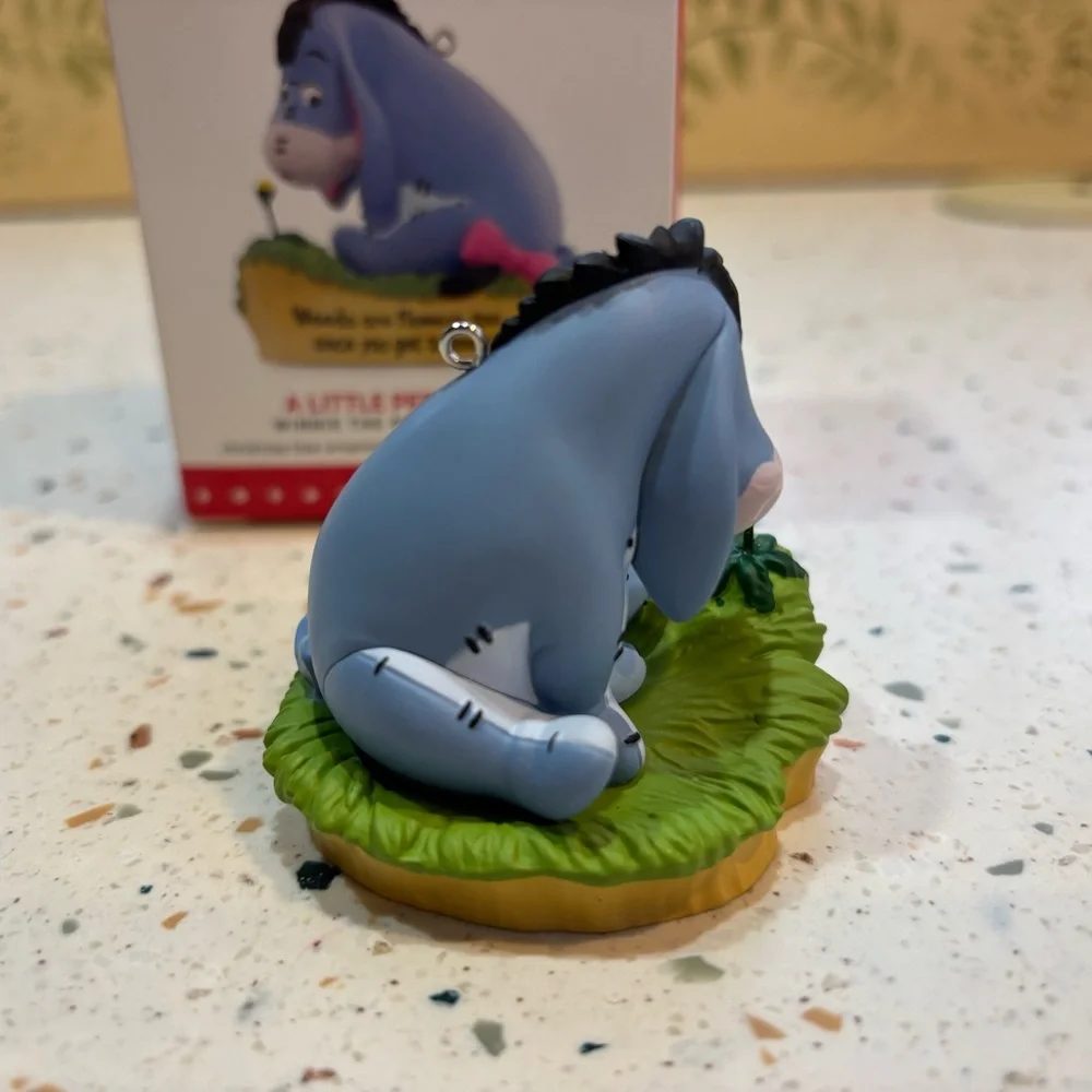 Hallmark Keepsake 2015 Eeyore Ornament – “A Little‎ Perspective” Winnie the Pooh